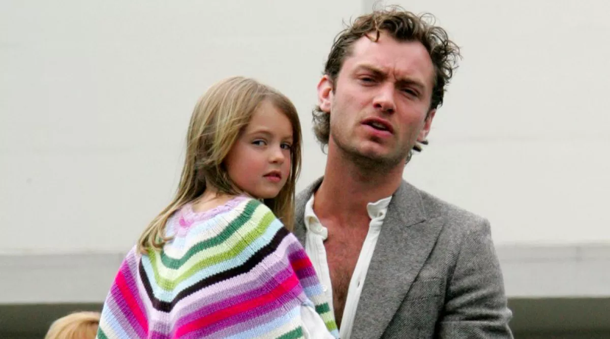 Láttad már Jude Law 19 éves lányát? Tiszta apja, sikeres modell - Fotók