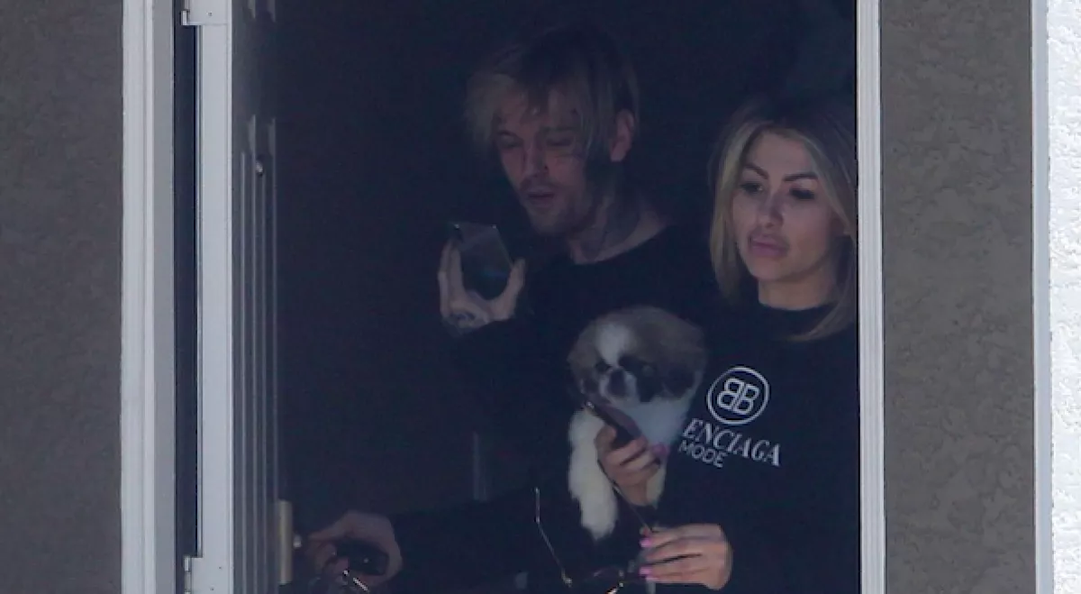 Mindenki ettől félt, de a hír igaz: Aaron Carter élő videóban jelentette be - Fotók