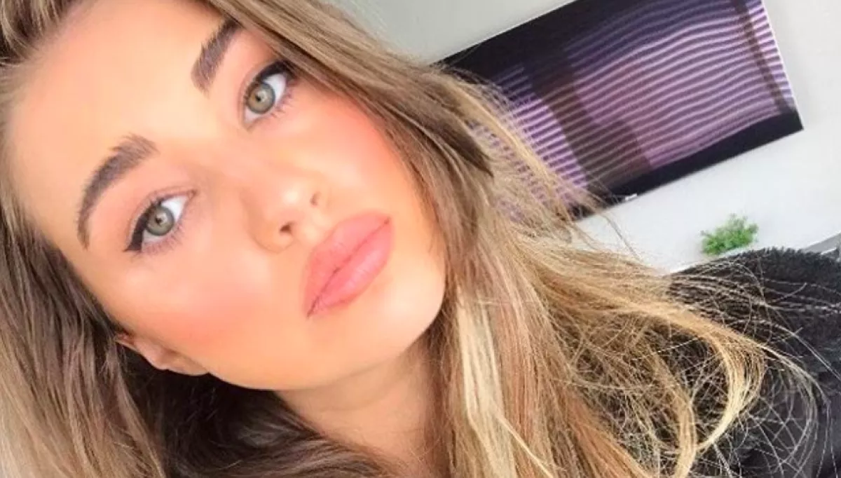 Munkába készült, de a fürdőben megváltozott a 23 éves Insta-modell teljes élete - Fotók