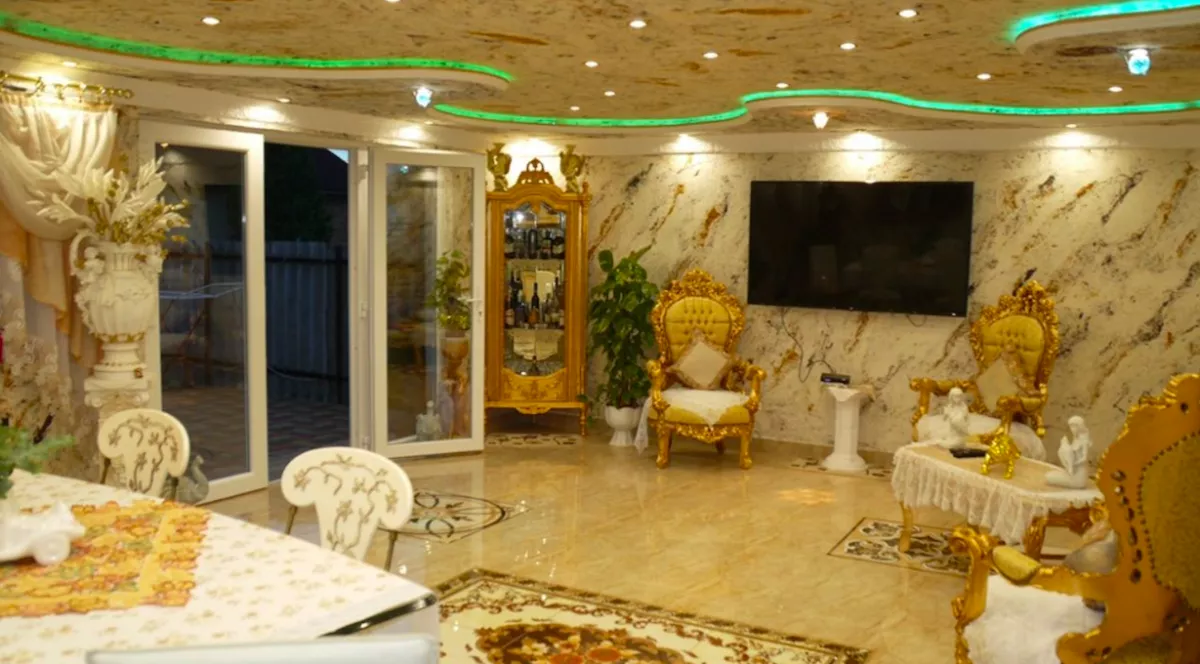 Fényűző életet éltek: 21 fős drogbandára csaptak le a zsaruk! - Fotók