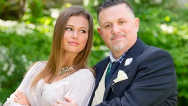 Ámul világ! Bikinis bombázó lett Lajcsi lányából! - Fotók