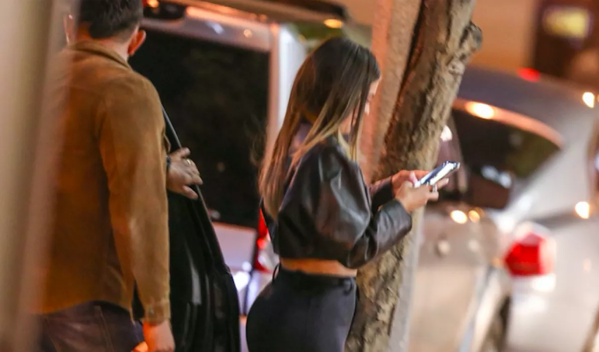 Jóképű modellel randizik Kylie Jenner - lebuktak! - Fotók