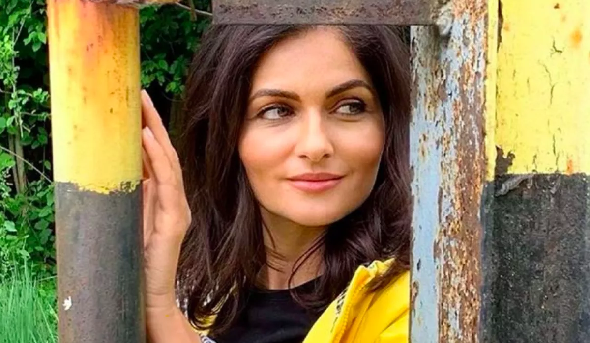 Felismered Varga Izát szőke rövid tincsekkel? Előkerült egy tinikori kép is! - Fotók