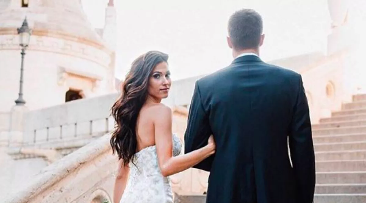 Válik a magyar szépségkirálynő és sztárfocista férje - Fotók