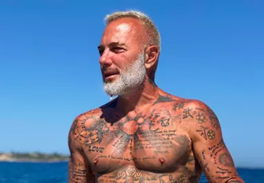 És akkor Gianluca Vacchi vett egy ilyen házat 7 milliárdért! És van még valami - Fotók