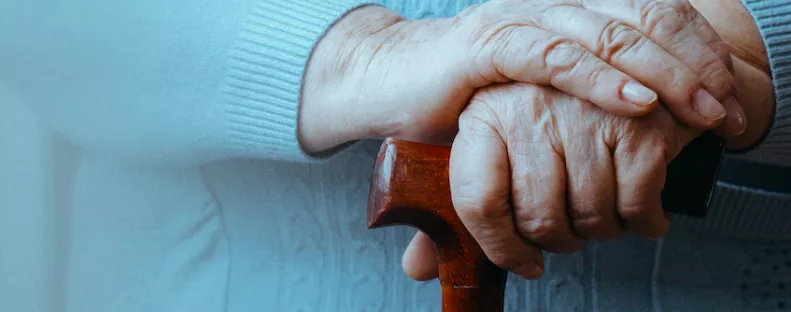 Elszegényedett, járni is alig tud az egykori gyereksztár - Fotók