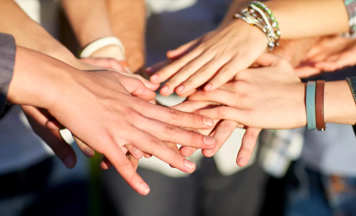 Elárulja a férfit a keze: ezeket a jeleket figyeld!