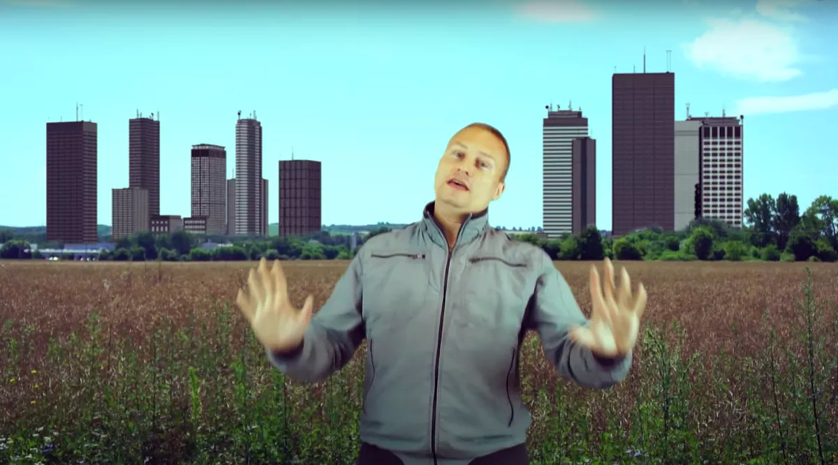 A rákoscsabai Eminem új száma felrobbantja a Kárpát-medencét! - Audiovizuális apokalipszis!