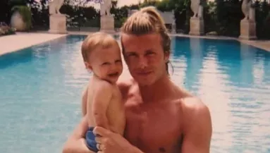 Így köszöntötték Beckhamék a 18 éves Romeo-t - Megmutatta a szerelmét is! - Fotók