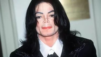 HÁTBORZONGATÓ: nyilvánosságra hozták Michael Jackson boncolási jegyzőkönyvét! - Fotók