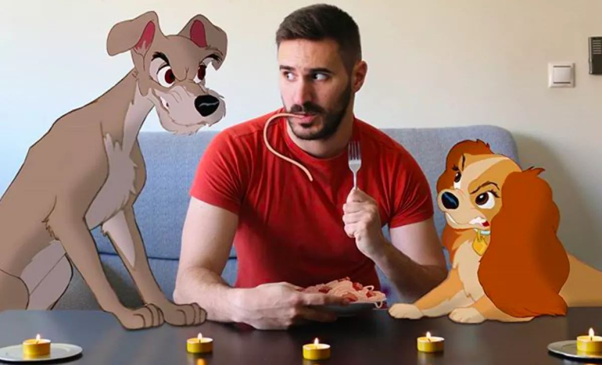 Disney-hősökkel él a 29 éves tanító bácsi - zseniális képeket oszt meg!