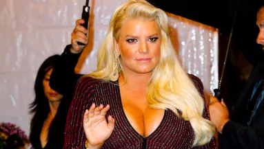 BOMBA: Több mint 50 kilót fogyott terhessége után az énekesnő! - Fotók