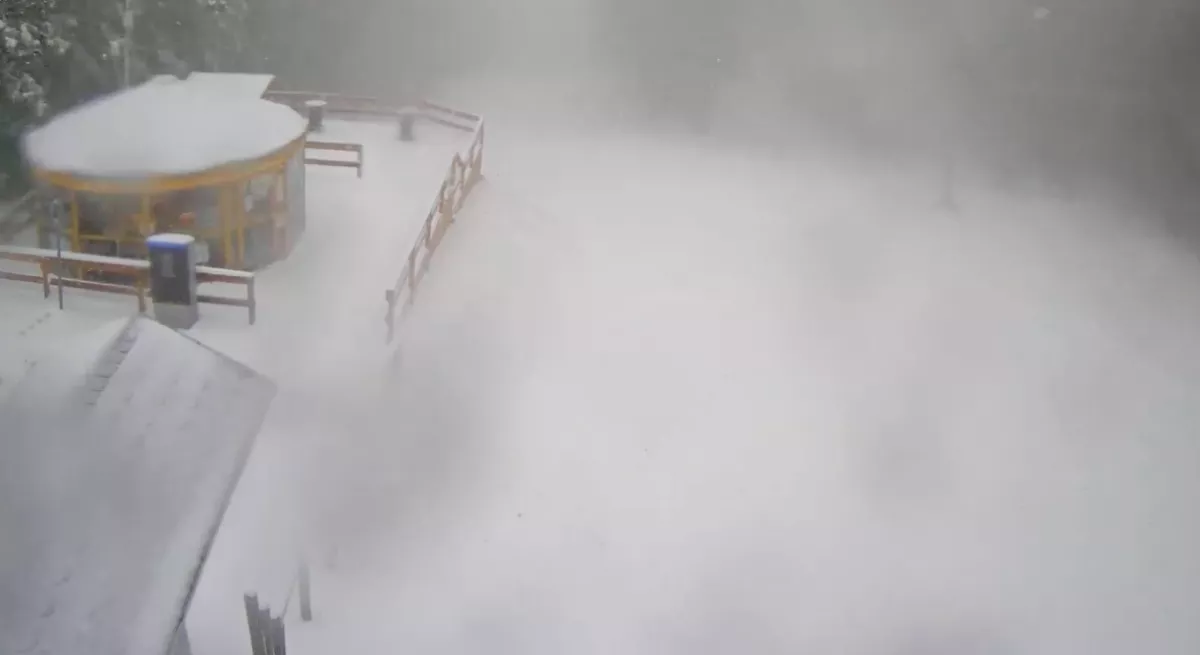 Megérkezett: havazik Magyarországon! - Videó