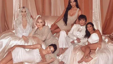 BRÉKING: Lecserélik a Kardashian-klánt - ez a család váltja őket! - Fotók