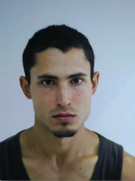 A 23 éves Tukacs Teofil az egyik, akit a rendőrök a gyilkossági ügyben köröznek. 