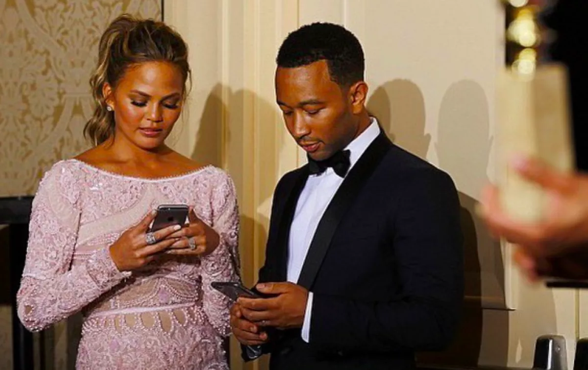 Megható dolgott tett Chrissy Teigen és John Legend elvesztett babájuk emlékére! - Fotó