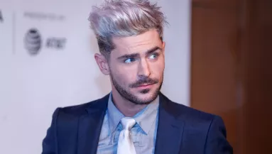 LESIFOTÓK: már bikiniben sincs nyugta Zac Efron 25 éves pincér szerelmének!