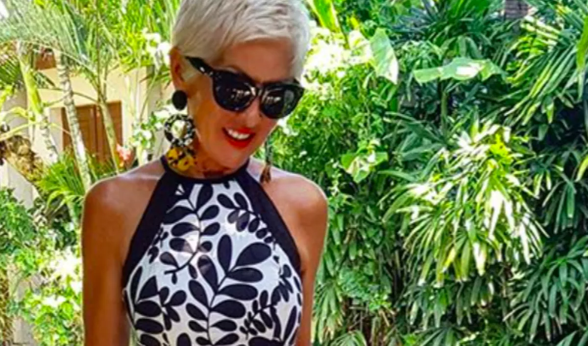 MI EZ A TEST? Odavannak a férfiak a 62 éves csodanagyiért!