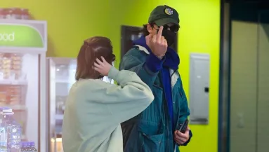 PÁRCSERE: nem akárkire cserélte Zendayat a 23 éves szívtipró! - Fotók