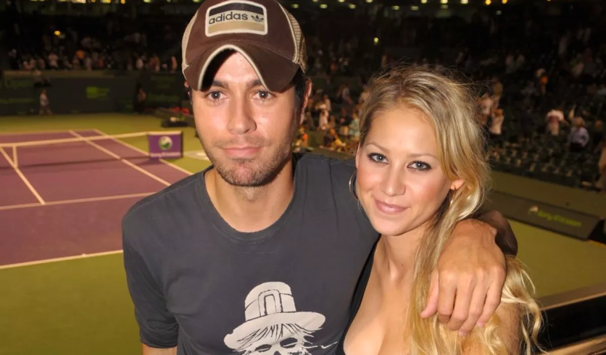 ELOLVADUNK: Enrique Iglesias-ék megmutatták 3 éves ikergyermekeiket! És a picit is - Fotók