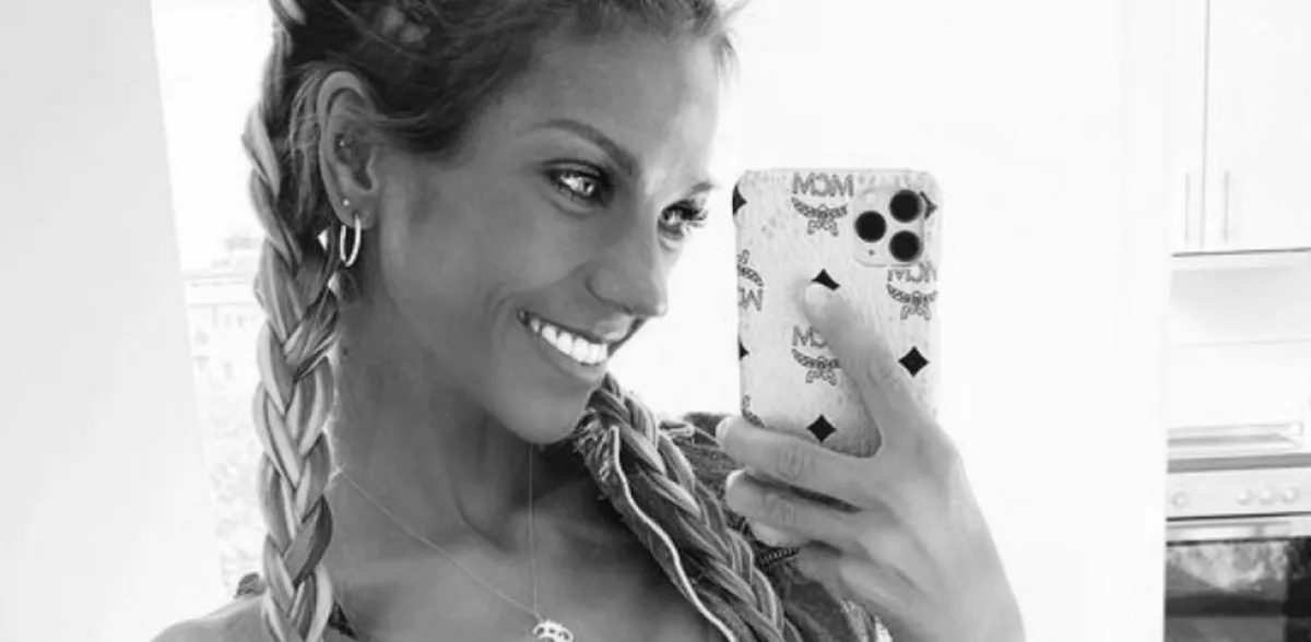 MEGRÁZÓ KÉPEK: halálra fogyta magát a 24 éves influenszer! 