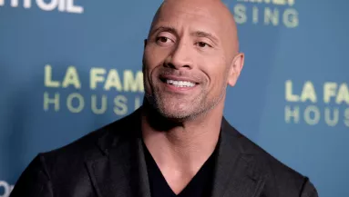 APJA KLÓNJA: Láttad már Dwayne Johnson 19 éves lányát? - Fotók