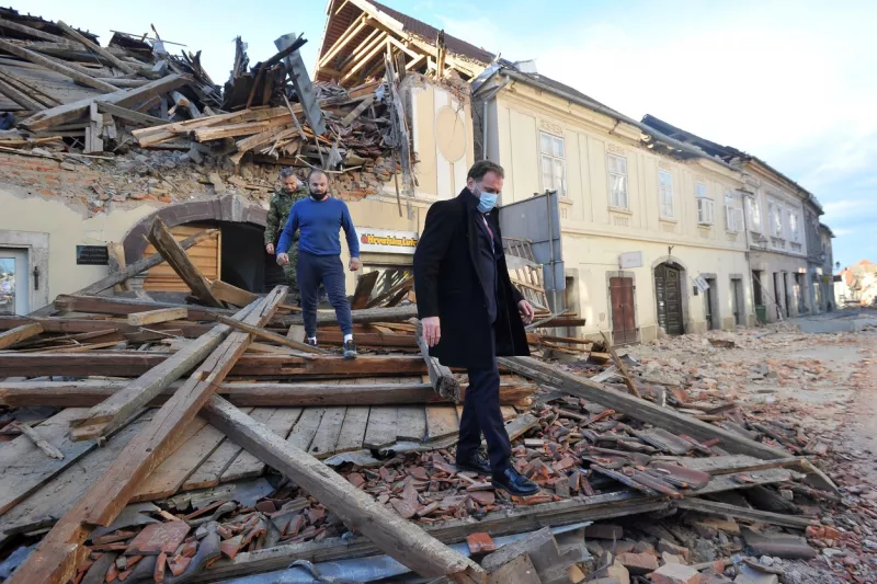 Az epicentruma Zágrábtól körülbelül 60 kilométerre délre, Petrinjánál volt. 