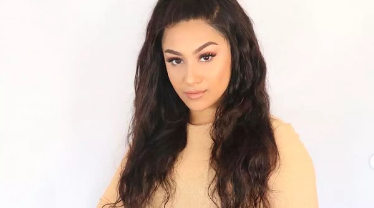 RITKA BETEGSÉG: a saját könnyei is égetik a bőrét ennek a lánynak! - Fotók