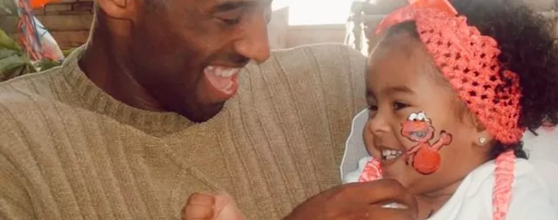 GYÖNYÖRŰ: 18 éves lett, modellszerződést írt alá Kobe Bryant lánya - Fotók