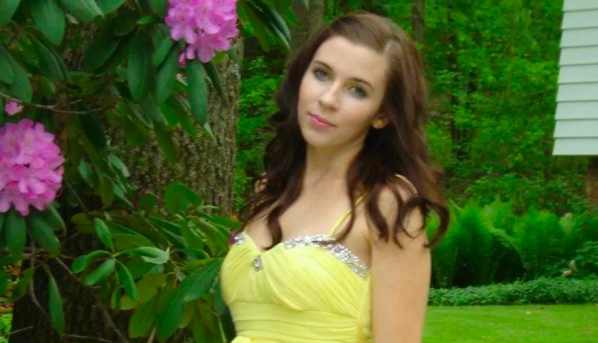 SZILIKONCSODA: Amandát alig húzták jobbra a Tinderen, ezért átműttette magát - Fotók