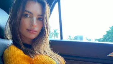 KOCKAHAS: így néz ki a szülés után 3 héttel Emily - Fotók