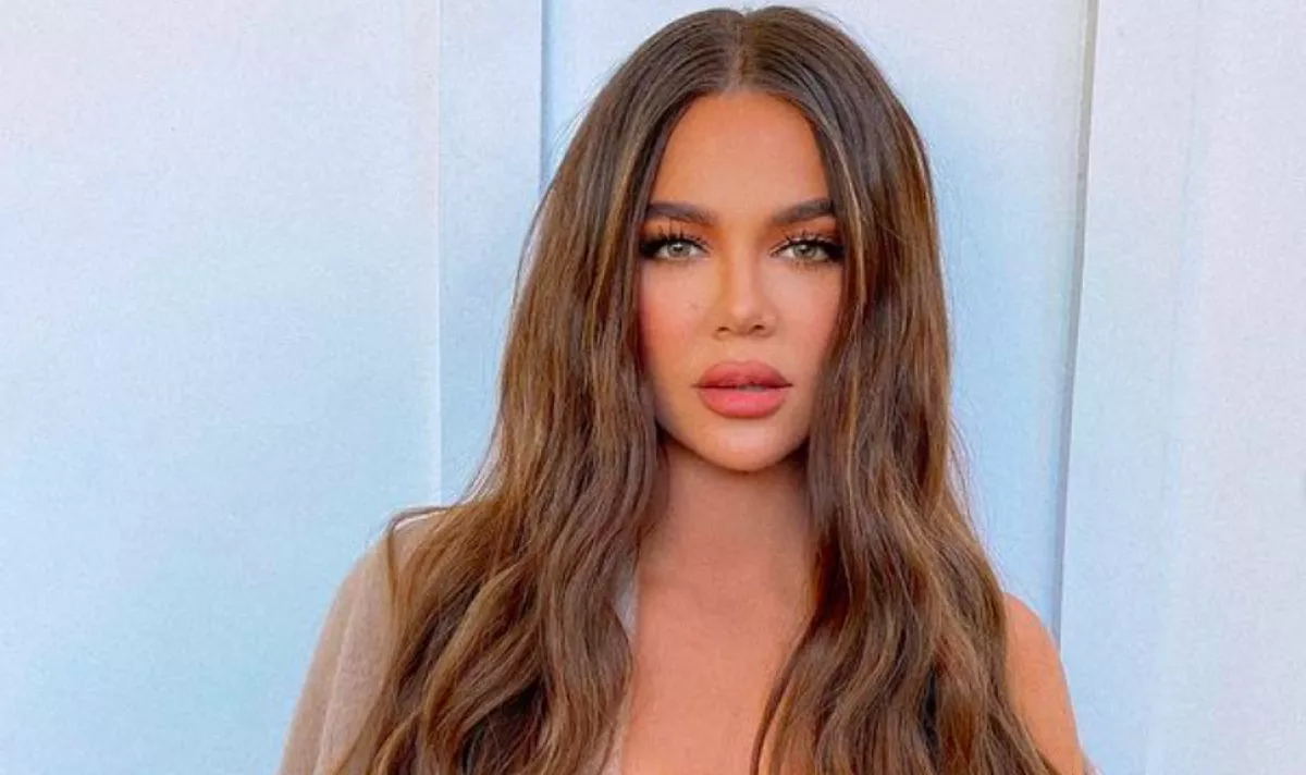 KÍNOS! Az engedélye nélkül posztolták Khloé Kardashian filter nélküli bikinis képét! - Fotók