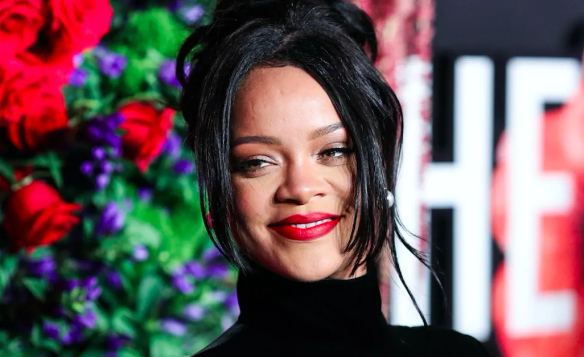3 milliárdot fizetett ezért az álomért - a saját maga szomszédja lett Rihanna! - Fotók