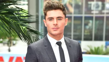 BOTOX 33 ÉVESEN? Emberi Shrek-nek nézik Zac Efront - Felismernéd? - Fotók