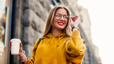 HÖLGYEK! Ez a 6 farmertípus lesz az idei nyár nagy trendje! - FOTÓK