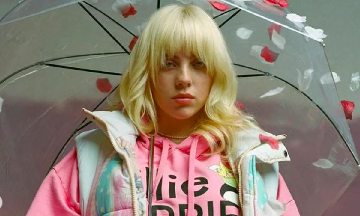 NÉPHARAG: kiakadtak a rajongói is Billie Eilish-ra - hihetetlen pénzt kér a ruháiért! - Fotók