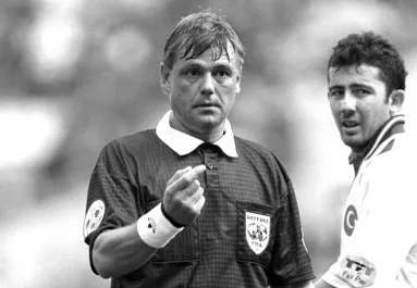 Elhunyt Puhl Sándor