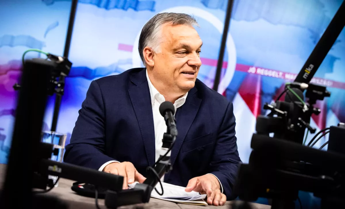 Orbán Viktor: megszűnik a kijárási tilalom és a kötelező maszkhasználatot