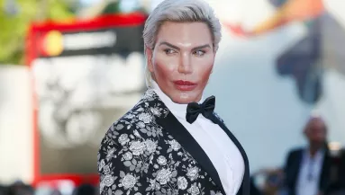 MALŐR: 100 kiló felé hízott a néhai Ken Baba - az életéért aggódik! - Fotók