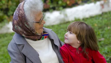 Ne kancsalíts, mert úgy maradsz! - 10 fake news a nagymamától!