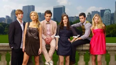 VISSZATÉR A GOSSIP GIRL! - Itt az előzetes és az új főszereplők! - Fotók