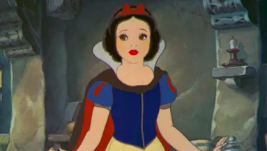 ELDŐLT! Ez a 20 éves sztár játszhatja majd Hófehérkét a filmvásznon! - FOTÓK