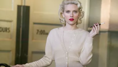 MINDENKI GRATULÁL: babát vár a magyarok kedvenc színésznője! - Fotók