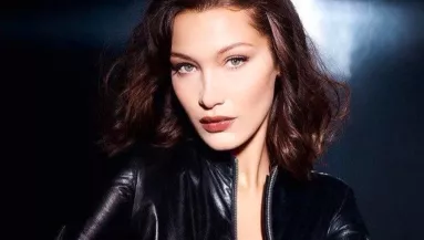BRÉKING! Magyar férfi rabolta el Bella Hadid szívét - Közös kép is van!