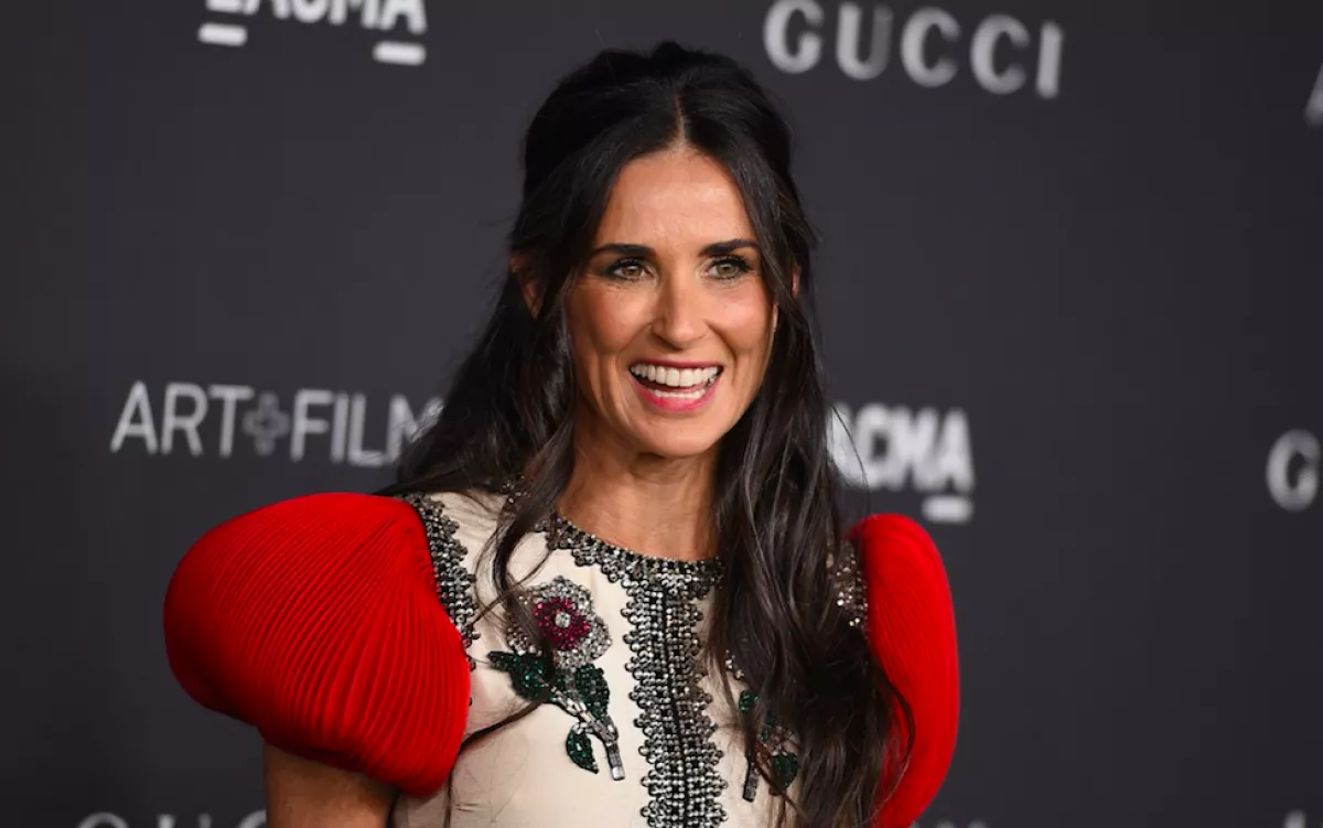 DEMI ANGYALAI! Három lányával vetkőzött bikinire az 58 éves Demi Moore - FOTÓK