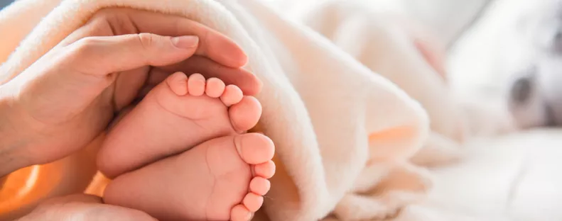 Megszületett a magyar sztárpár második gyermeke