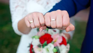 BLIKK: titokban házasodott meg a magyar sztárséf! - FOTÓK