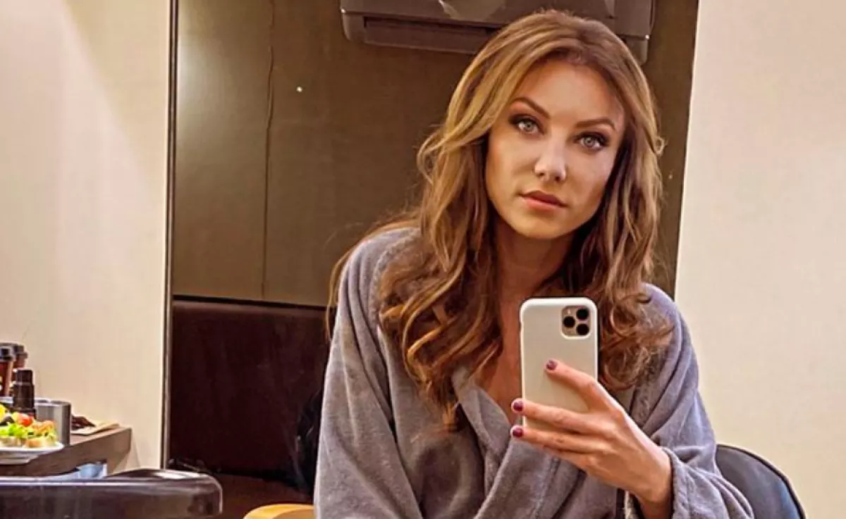 Nicsak, pocak! Íme, az első fotó a hármasikrekkel várandós Rúzsa Magdiról