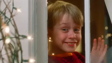 KEVIN-KLÓN? Itt vannak az első közös képek Macaulay Culkin gyermekéről! - FOTÓK