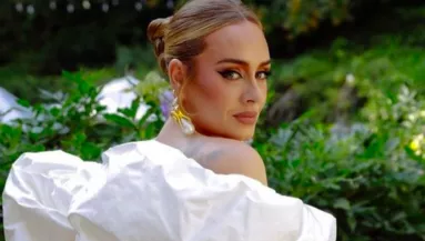 Adele rejtélyes videója 6 év után új reményt ad a rajongóknak